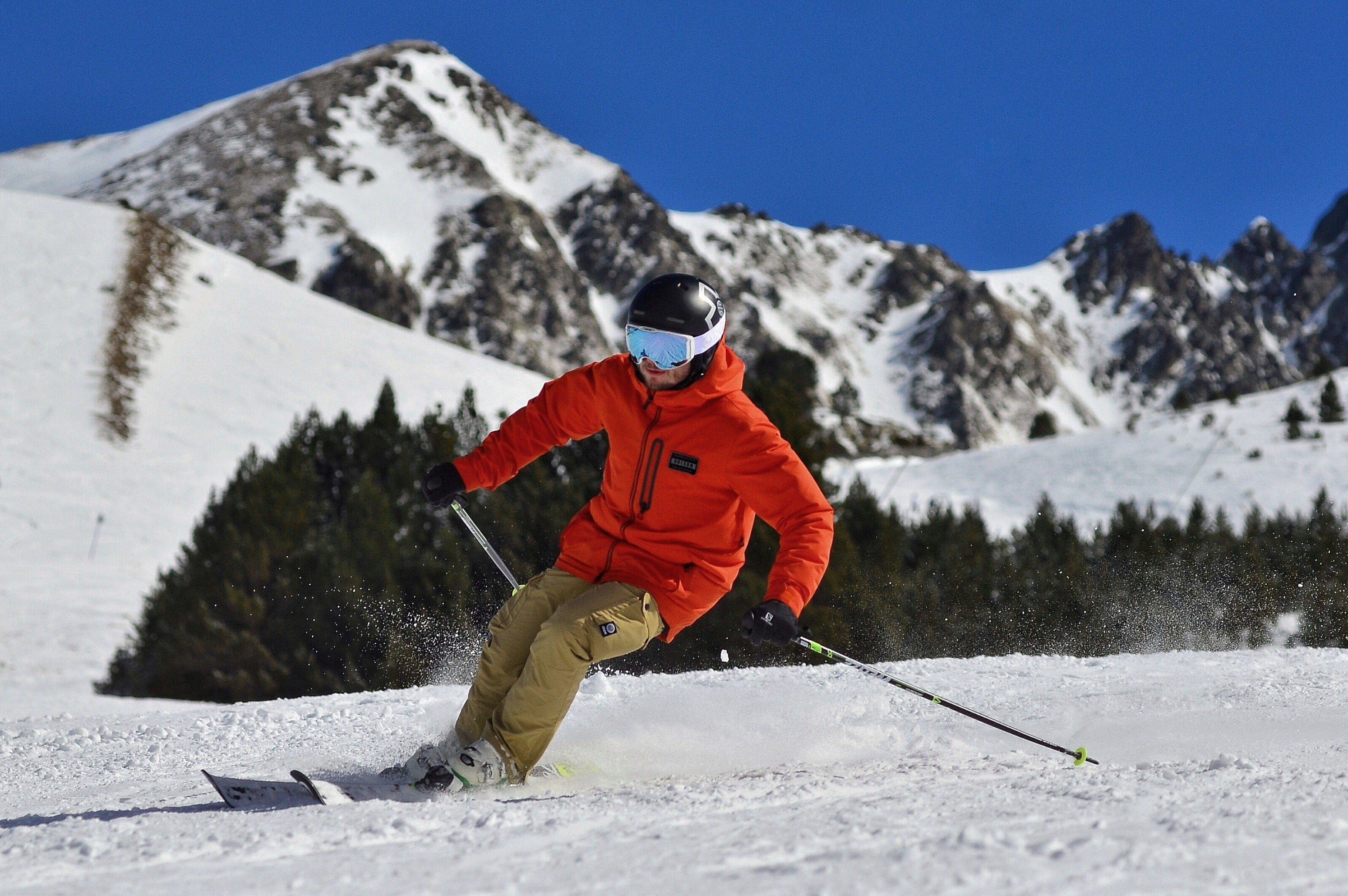 Best Sports Sunscreen: Do You Need SPF For Winter Sports?